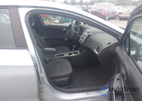 2018 Chevrolet Cruze Ls Auto z USA, uszkodzony, nr VIN 1G1BC5SM3J7207464